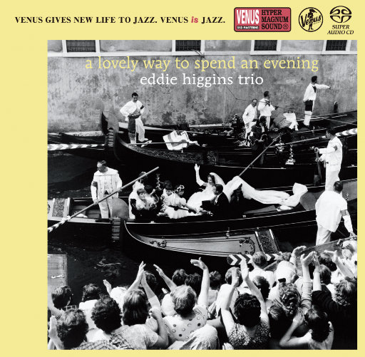 母狗跪地被打耳光
